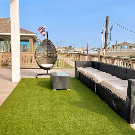 Bolivar Peninsula Chic Crystal Beach Escape With Deck - Walk To Beach! מראה חיצוני תמונה