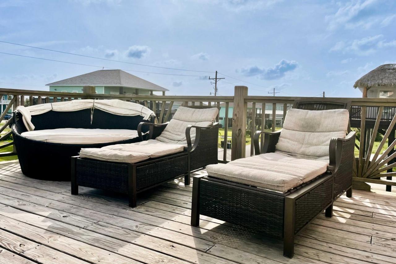 Bolivar Peninsula Chic Crystal Beach Escape With Deck - Walk To Beach! מראה חיצוני תמונה
